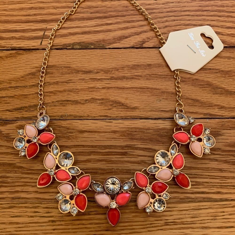 ‎BNWT necklace
